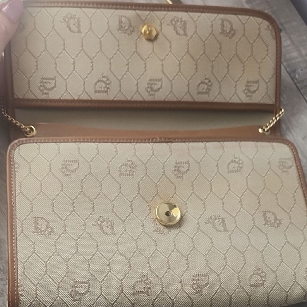 Dior Honeyomb Vintage Shoulder Bag - Picture 5 of 13